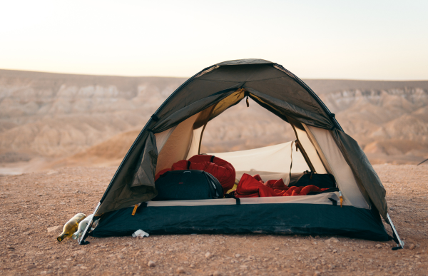 Camping a tent in the Desert